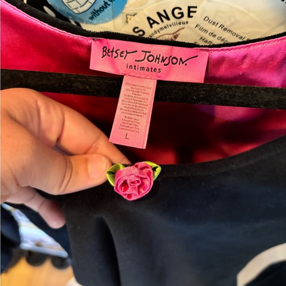 Betsey Johnson Intimates Velvet Top - Picture 4 of 7